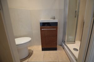 En-Suite- click for photo gallery